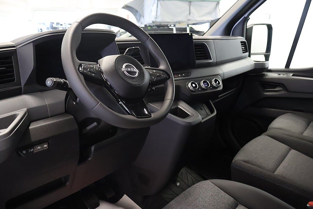 Nissan Interstar