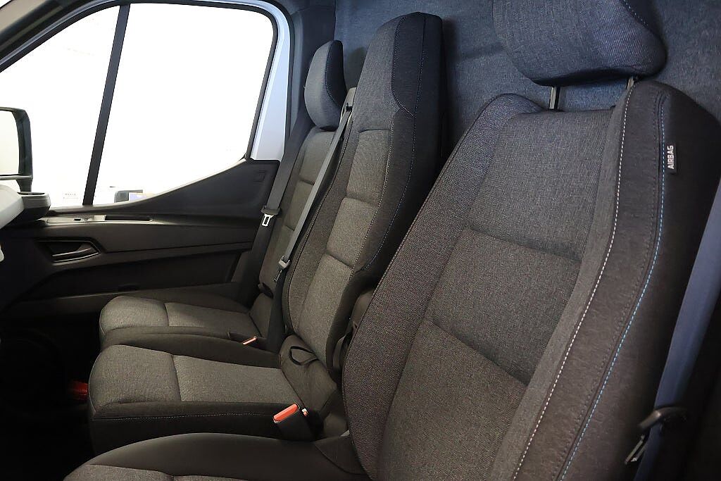 Nissan Interstar