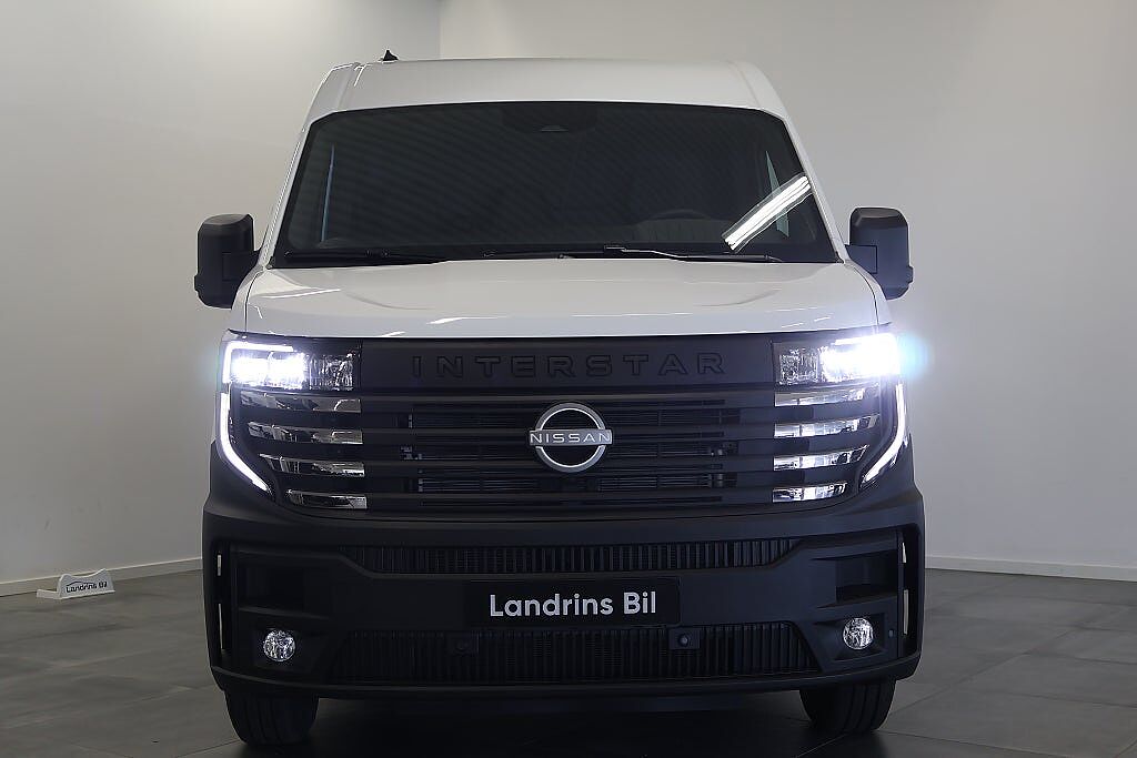 Nissan Interstar